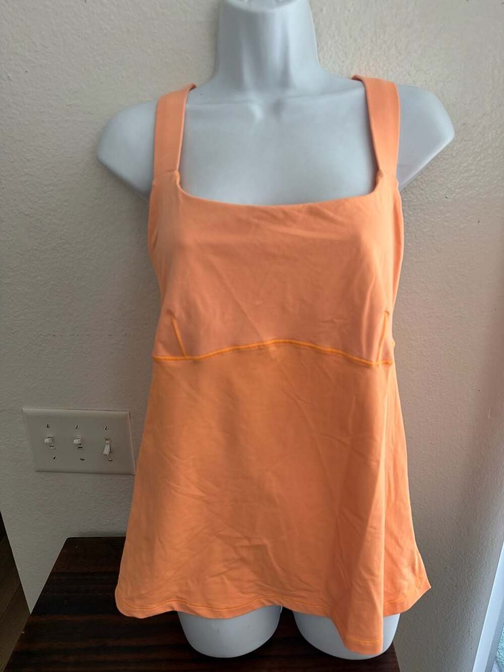 Lululemon Track and Train Tank Top Orange Activewear Shelf Bra